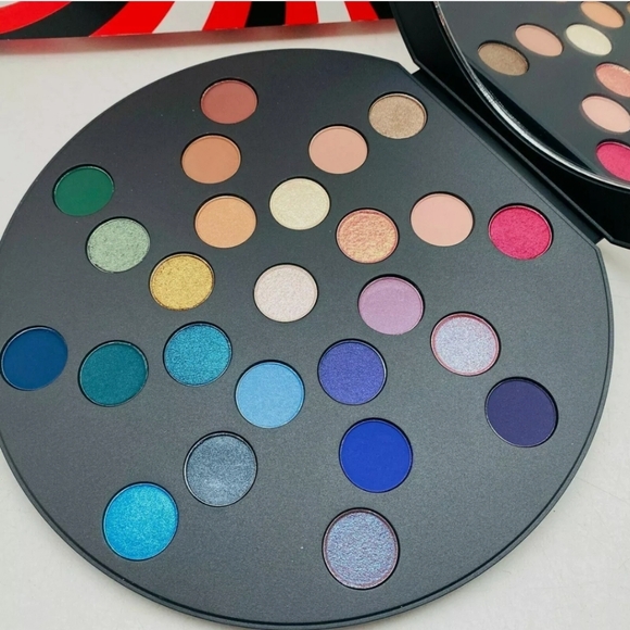 MAC size of the prize eye shadow X 25 - Picture 7 of 12